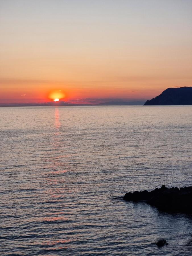 Ca De La Sunta Leilighet Riomaggiore Eksteriør bilde